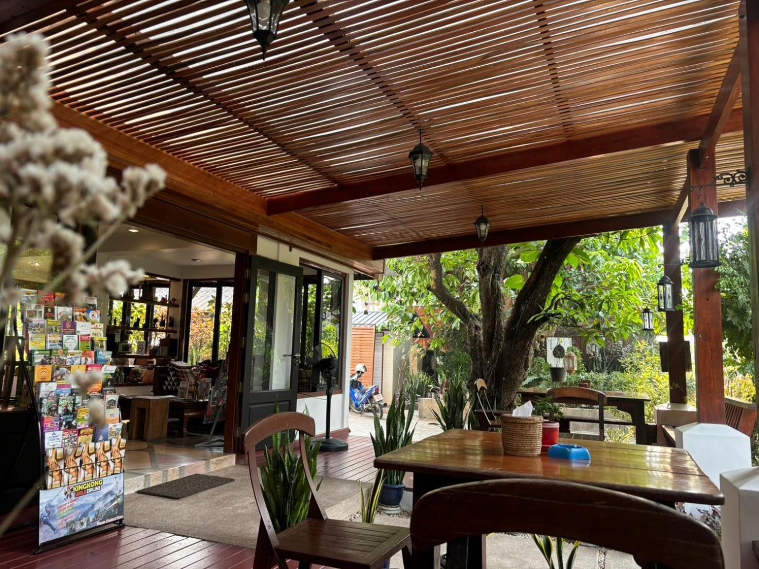 Yindee Stylish Guesthouse Чиангмай Экстерьер фото