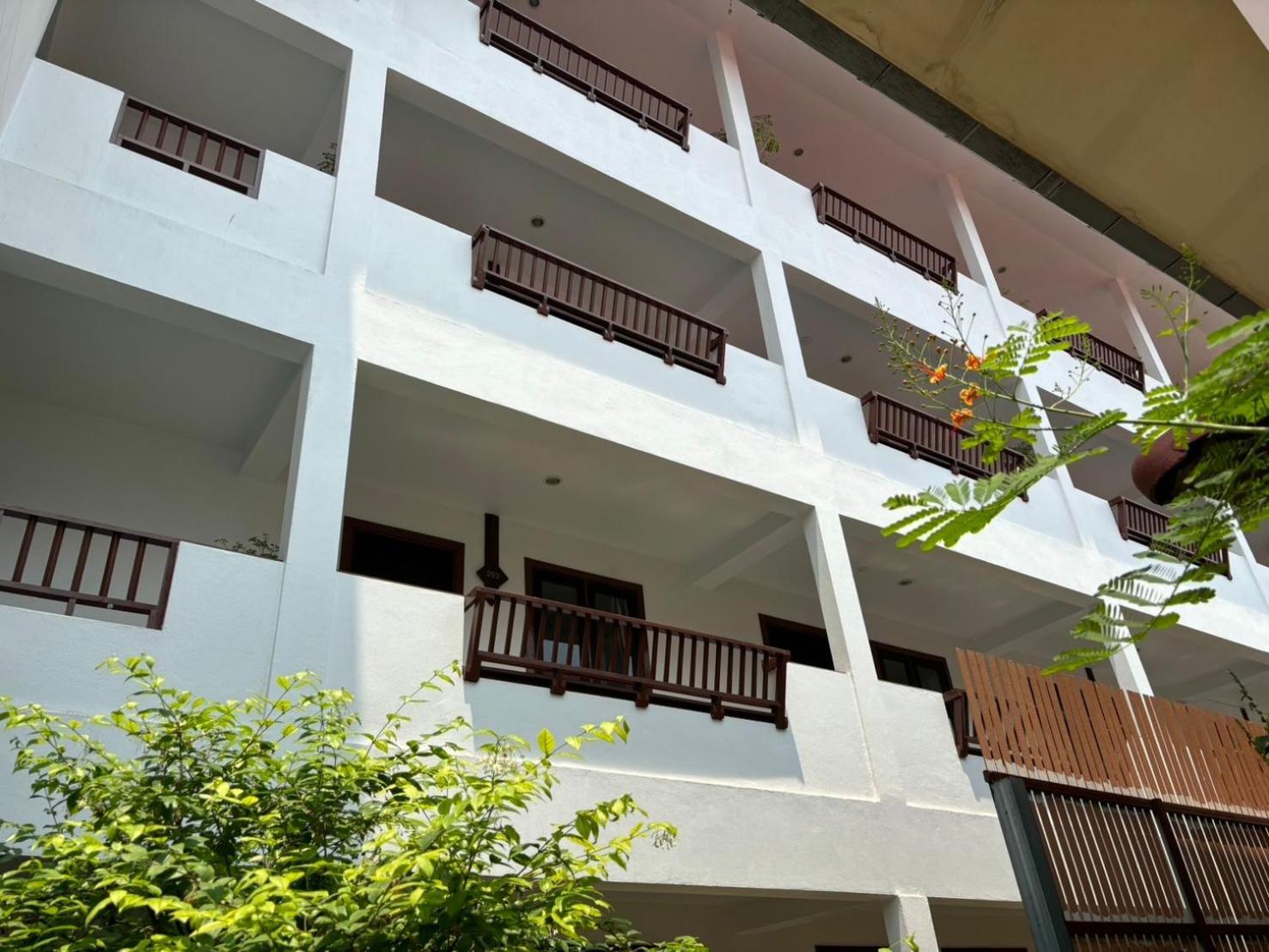 Yindee Stylish Guesthouse Чиангмай Экстерьер фото