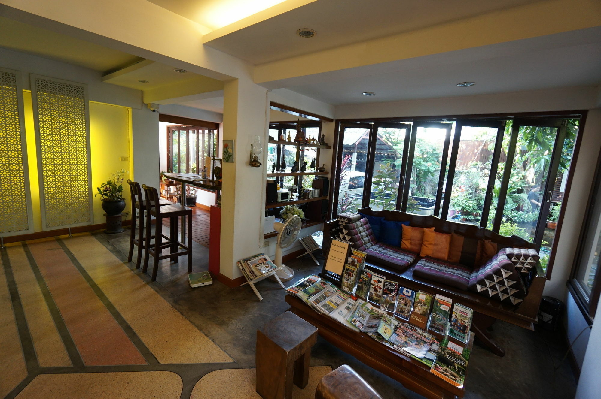 Yindee Stylish Guesthouse Чиангмай Экстерьер фото